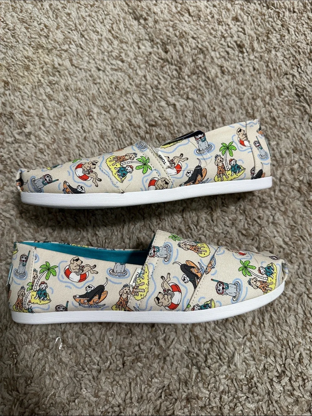 Toms Cream Espadrilles with Turquoise Lining and Beach Cartoon Print